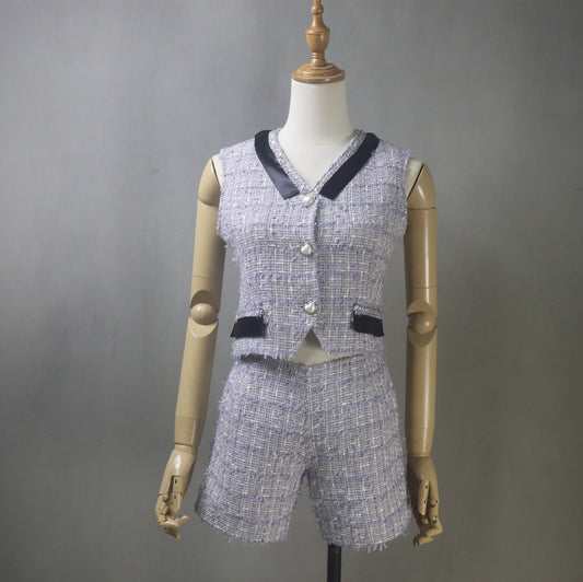 Stand out with bold elegance in this Bespoke Purple Tweed Shorts Suit, designed for confident summer dressing. This custom-made 2-piece set includes a chic V-neck vest and matching tailored shorts — ideal for everything from graduations and wedding guest looks to elevated office wear or brunch events.