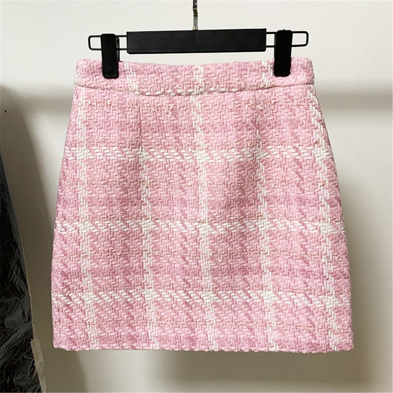 Women's Designer Inspired Jewellery Buttons Tweed Pink Crop Blazer + Skirt UK CUSTOMER SERVICE! Women's Jewellery Buttons Tweed Pink Crop Blazer + Skirt, can worn for casual wear, party, lunch with friends. Feel more comfort and good. Size: UK 4-12/ EU 32-40/ US 0-8
