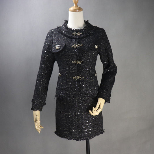 Black Coat Blazer+Shorts/Skirts/Trousers for Women CUSTOM MADE Sequinned vintage Buckle Jacket UK CUSTOMER SERVICE! Black Coat Blazer+Shorts/Skirts/Trousers for Women CUSTOM MADE Sequinned vintage Buckle Jacket -We offer Shorts, Skirts, Trousers for the suit. All items are made to order with very experienced tailors. Please advise your height, weight and body measurements ( Bust, shoulder, Sleeves, Waist and Length etc). Our tailors will make the order for you! Materials: Tweed