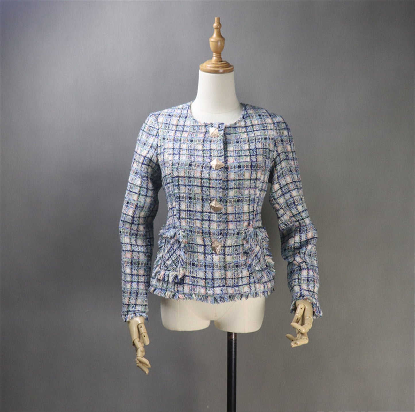 Women CUSTOM Blazer Tweed Checked Pattern Blue Jacket Coat Quick International tracking delivery! Women CUSTOM Blazer Tweed Checked Pattern Blue Jacket Coat , it has Golden button with two pockets , can wear it for official use, Casual daily wear, College Inauguration ,it gives more comfort and confident to wear. Blazer for women sharply tailored and effortlessly smart.