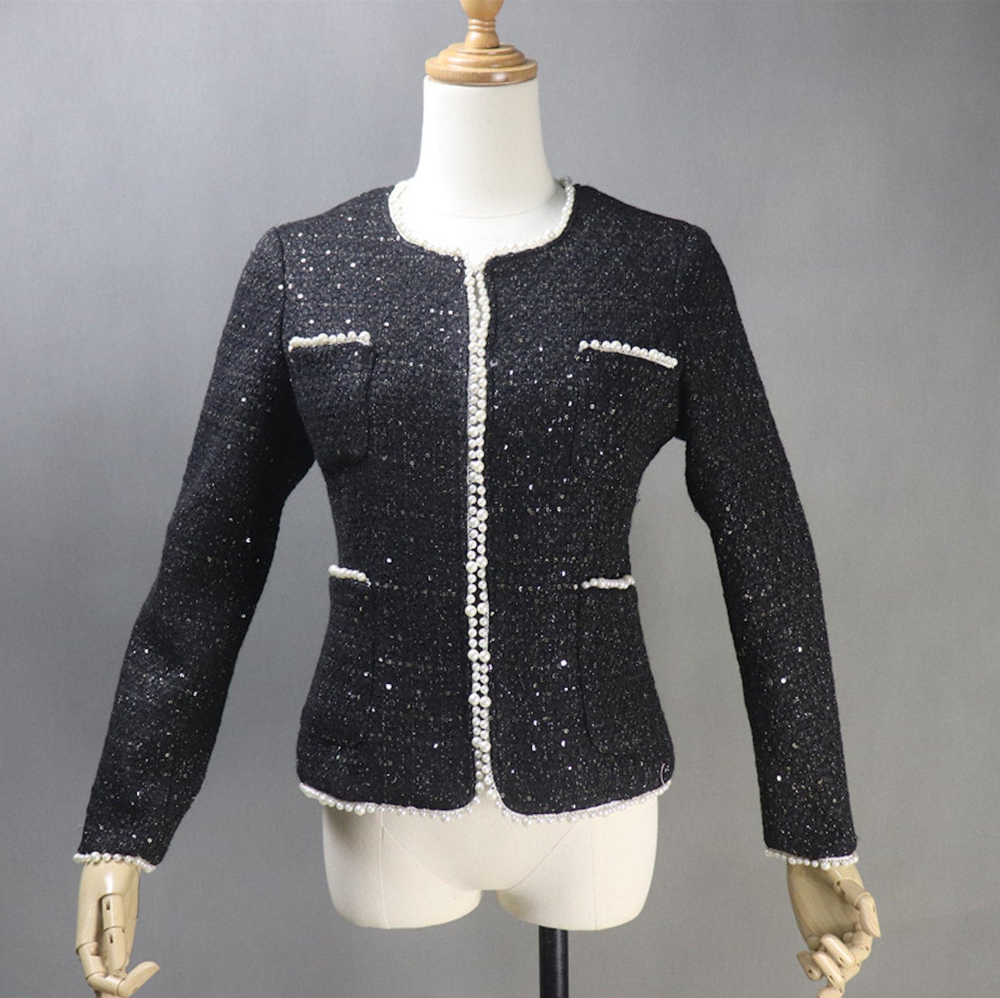 Tailor Made Sequinned Pearls Jacket Coat Blazer UK CUSTOMER SERVICE! Tailor Made Sequinned Pearls Jacket Coat Blazer -We offer Shorts, Skirts, Trousers for the suit. Long Sleeves, two pocket with buttons. Fully Lined and High Quality Garment. Our tailor will make perfect stitch as per customer requirement. Round Neck with long sleeve with pocket can worn for night out , party , evening dinner and wedding function ,ceremony , college inauguration and events.