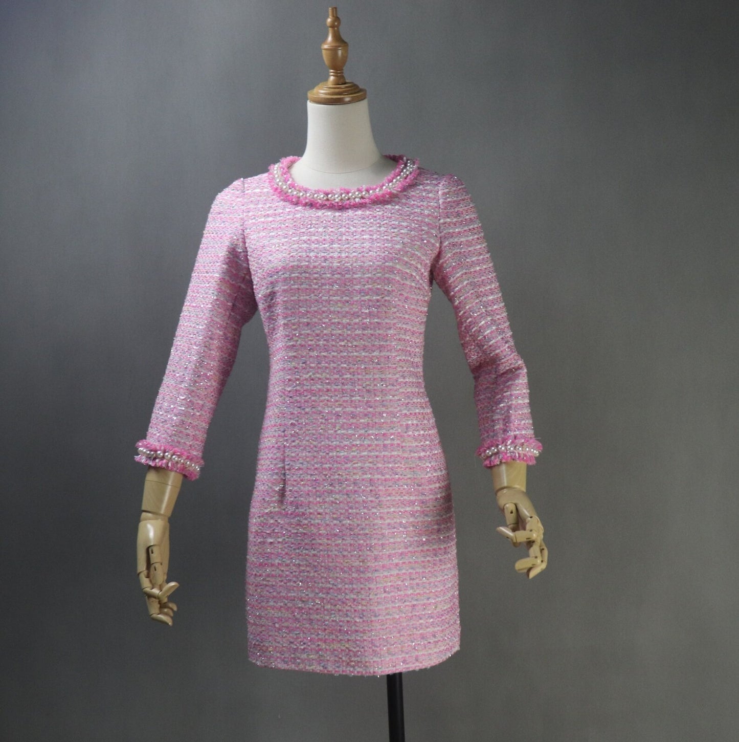 Womens Custom Made Pearls Tweed 3/4 Sleeves Dress Hot Pink UK CUSTOMER SERVICE! Womens Custom Made Pearls Tweed 3/4 Sleeves Dress Hot Pink - Pink tweed fabric with back zip, 3/4 sleeves, Knee length dress. Can wear it for outside party , holidays and casual or formal wear. Dry Cleaning. The midi length and round-neck gives this pencil fashionable dress a classic and timeless shape, making the baggy trendy pretty dressing gown versatile for various special occasions.