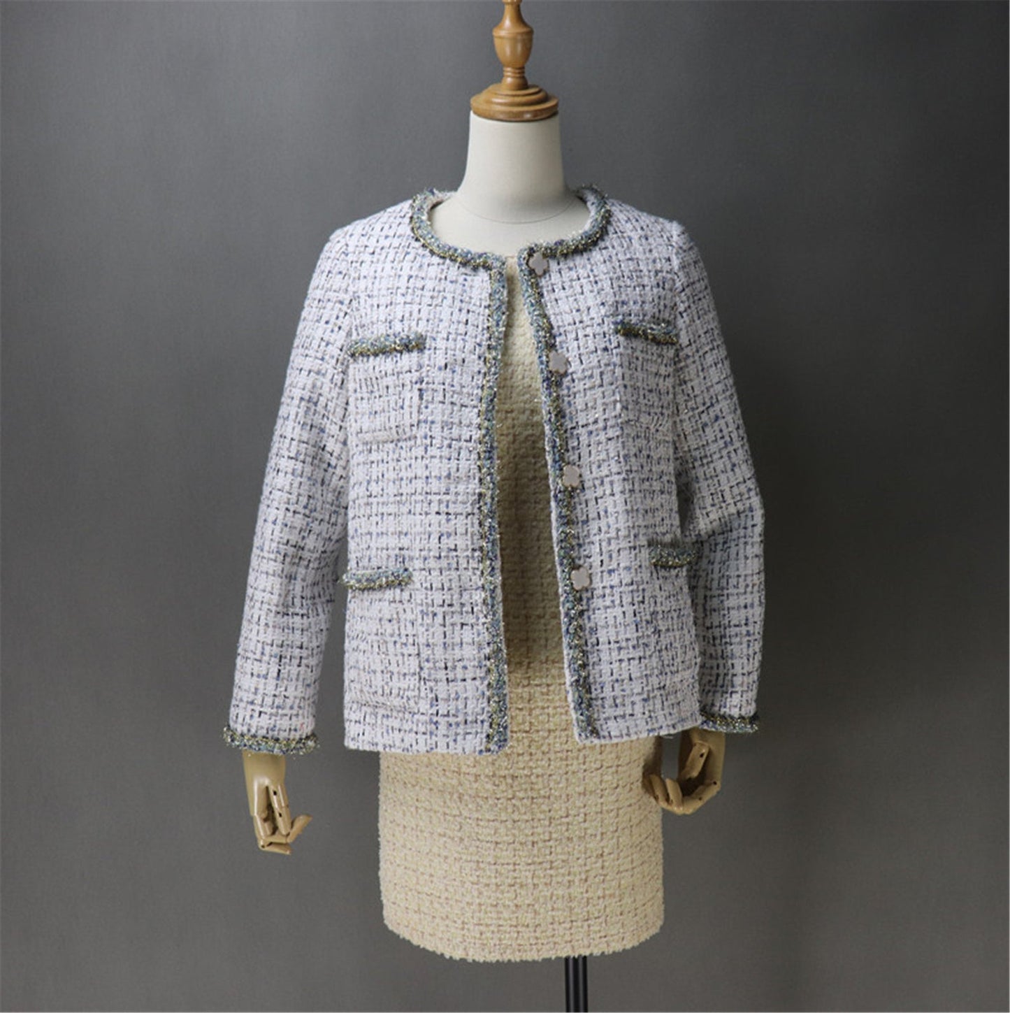 Women's CUSTOM MADE Little Flower Button Tweed Jacket Coat Blazer *Customized Size* UK CUSTOMER SERVICE! Women's CUSTOM MADE Little Flower Button Tweed Jacket Coat Blazer, can worn for party, ceremony and inauguration All items are made to order. Please advise your height, weight and body measurements ( Bust, shoulder, Sleeves, Waist and Length etc). Our tailors will make the order for you! Materials: Wool blend