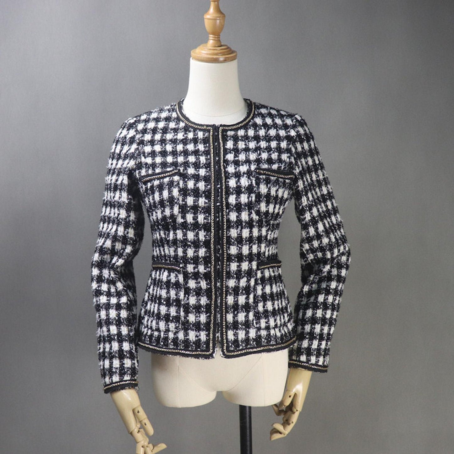 Women's CUSTOM MADE Chain Checked Jacket Coat Blazer+Shorts/Skirts/Trousers UK CUSTOMER SERVICE! Women's CUSTOM MADE Chain Checked Jacket Coat Blazer+Shorts/Skirts/Trousers, Can worn for ceremony, college Inauguration , Party, Night Out and Evening Friends with Dinner. No Machin washable. We offer Shorts, Skirts, Trousers for the suit.
