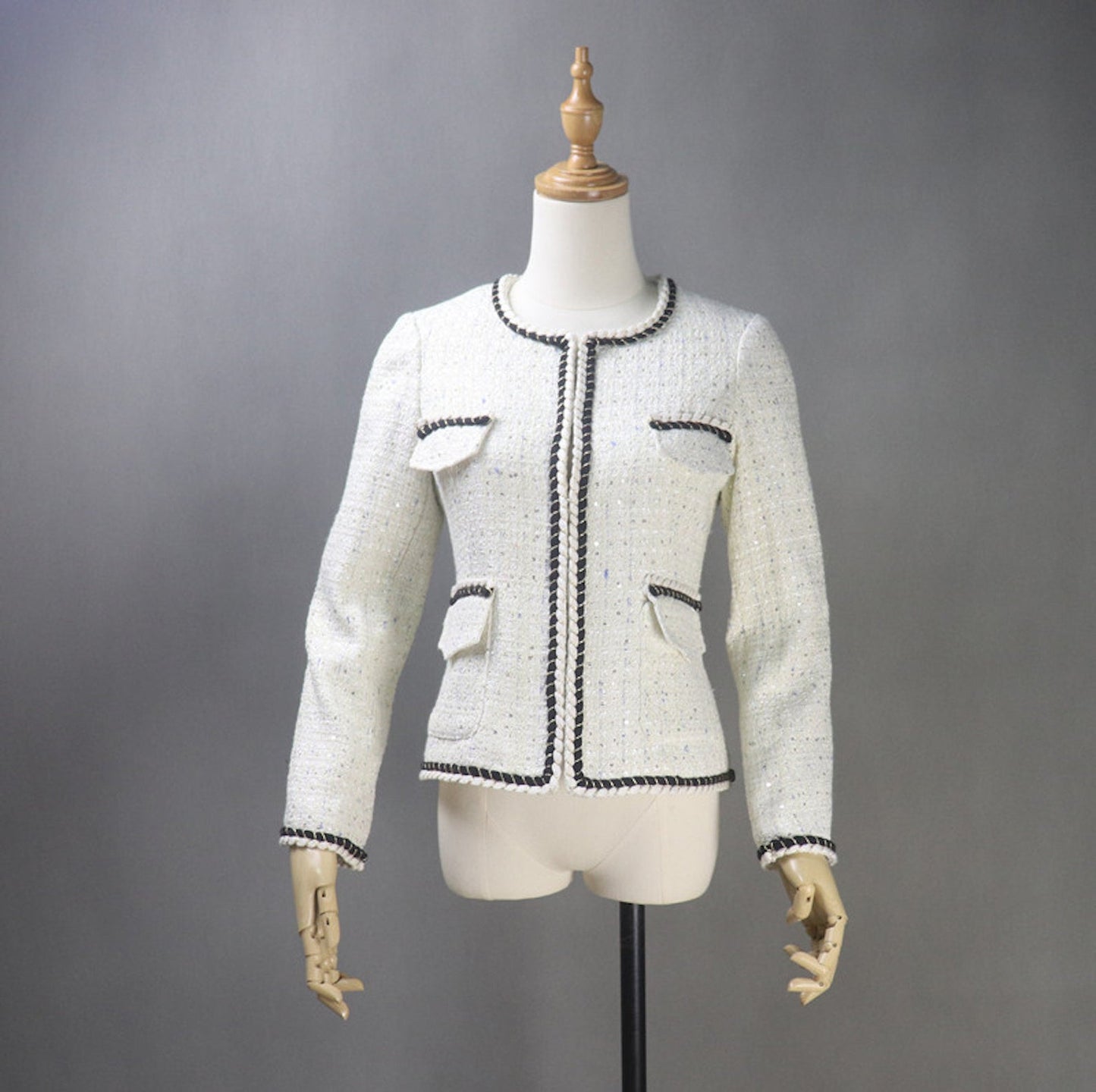 CUSTOM MADE Jacket Coat Blazer+Shorts/Skirts/Trousers Sequinned for Women UK CUSTOMER SERVICE! CUSTOM MADE Jacket Coat Blazer+Shorts/Skirts/Trousers Sequinned for Women, Can worn for ceremony, college Inauguration , Party, Night Out and Evening Friends with Dinner. No Machin washable. We offer Shorts, Skirts, Trousers for the suit.