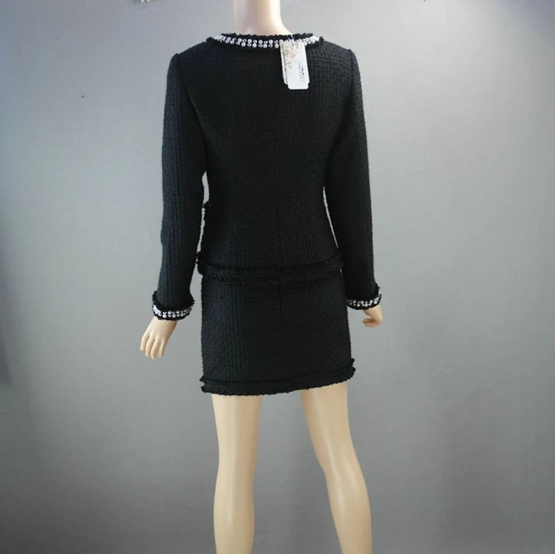 As a result of the unique variations in female body shapes, we always use a basting fitting on all of our women's suits. In our opinion, this is the best method for ensuring a superior fit. Casual clothing's true value rests in how versatile it is. Wearing your jackets, trousers, and waistcoats separately will greatly enhance and broaden your wardrobe. Finding a professional suit that fits well and you love can be very challenging for many women.