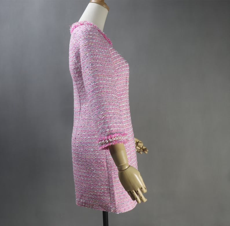 Womens Custom Made Pearls Tweed 3/4 Sleeves Dress Hot Pink UK CUSTOMER SERVICE! Womens Custom Made Pearls Tweed 3/4 Sleeves Dress Hot Pink - Pink tweed fabric with back zip, 3/4 sleeves, Knee length dress. Can wear it for outside party , holidays and casual or formal wear. Dry Cleaning. The midi length and round-neck gives this pencil fashionable dress a classic and timeless shape, making the baggy trendy pretty dressing gown versatile for various special occasions.