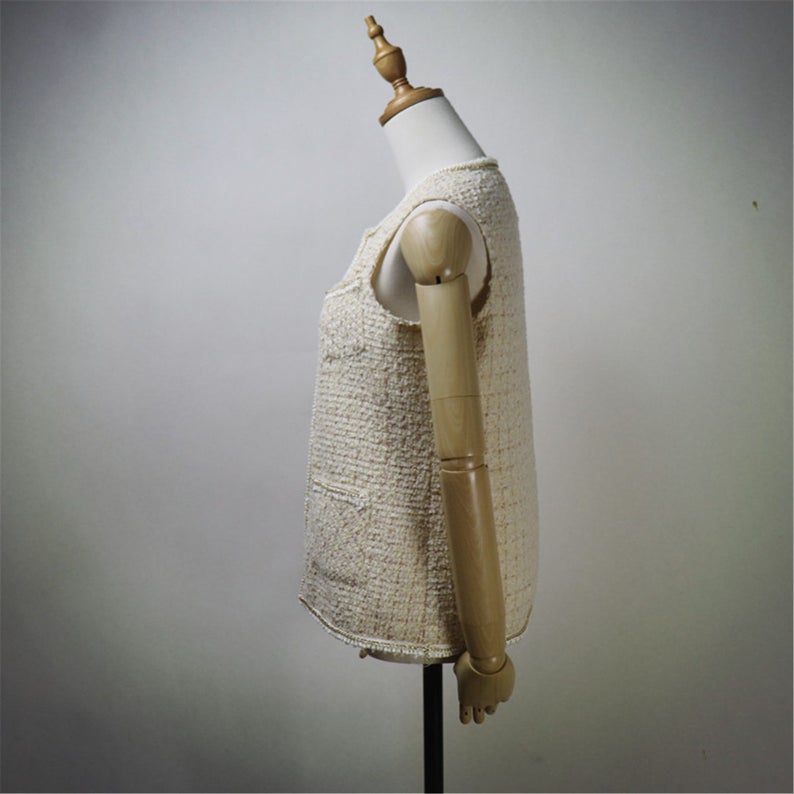 Women CUSTOM MADE Check Pattern Crooked Pockets Tweed Vest Gilet 2 Colours Quick International service! Custom made or tailor made Check Pattern Crooked Pockets Tweed Vest Gilet 2 Colours has four pockets, can wear it for official use, college inauguration, ceremony. Feel more comfort and confident.