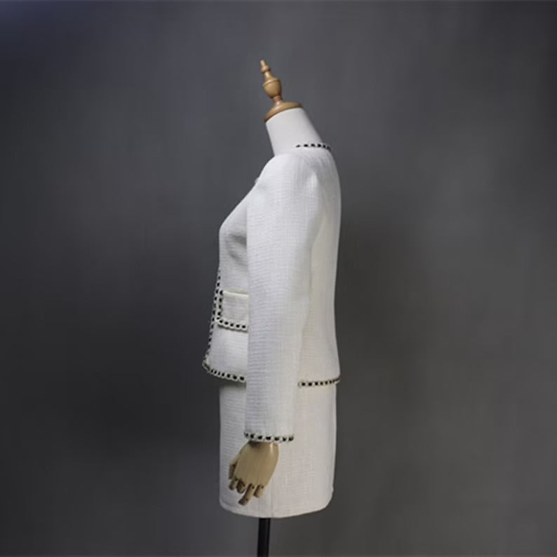 Women's White and Sparkle Trim Tweed Suit UK CUSTOMER SERVICE! Women's White and Sparkle Trim Tweed Suit - Suits and Coat have unique style. We offer Shorts, Skirts, Trousers for the suit. Our tailor will make as per customer requirement like with pocket, sleeveless, without pocket etc. All items are made to order with very experienced tailors. Please advise your height, weight and body measurements