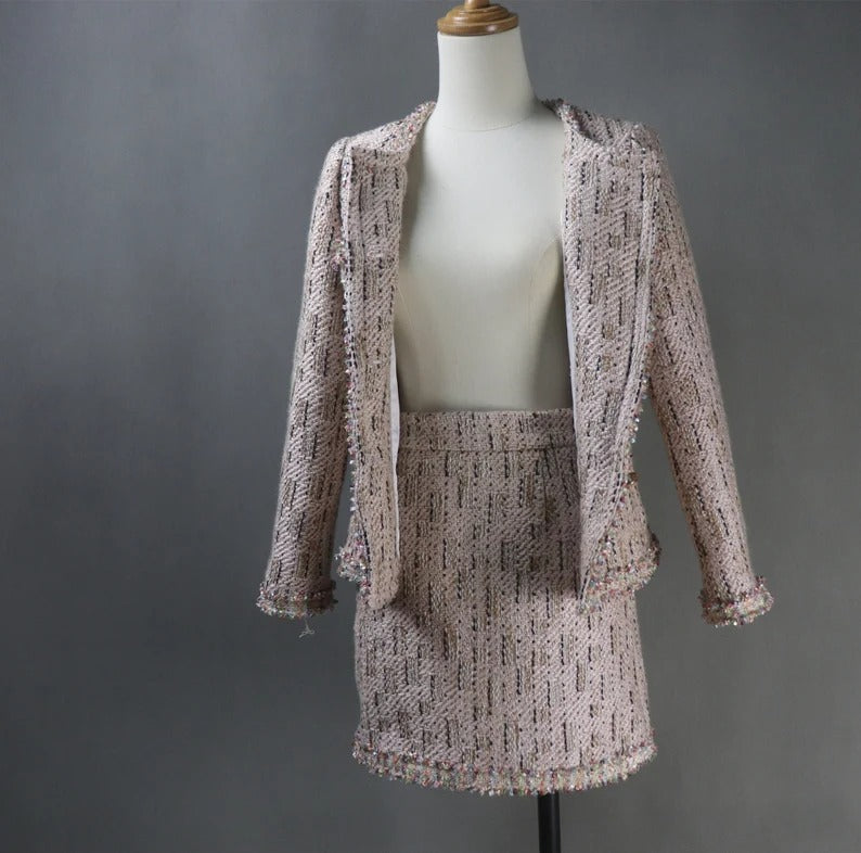 Hand Made Ladies Tweed Blazer Bespoke Suit - tweed blazer womens, hand made suits for women custom tailored womens suits,bespoke tailor made suits,custom built suits,custom made to measure shirts,made to measure tailor near me,getting a bespoke suit custom made tweed,blazer set for women,made to measure suits tailor made suits for women, custom made suits,bespoke suit