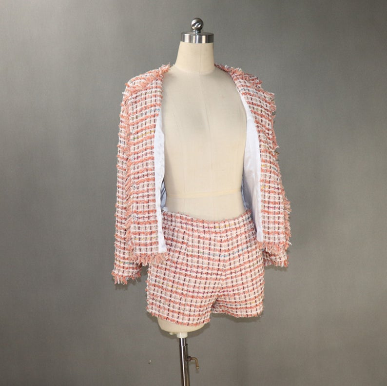 Womens Checked Tassel Jacket Coat Blazer+Shorts/Skirts UK CUSTOMER SERVICE! Womens Checked Tassel Jacket Coat Blazer + Shorts /Skirts, All of our suits can be made with a Skirt or a pair of Shorts or Trousers. Can worn for all suitable occasion like ceremony , inauguration ,winter and autumn. Dry cleaning and no machine washable.