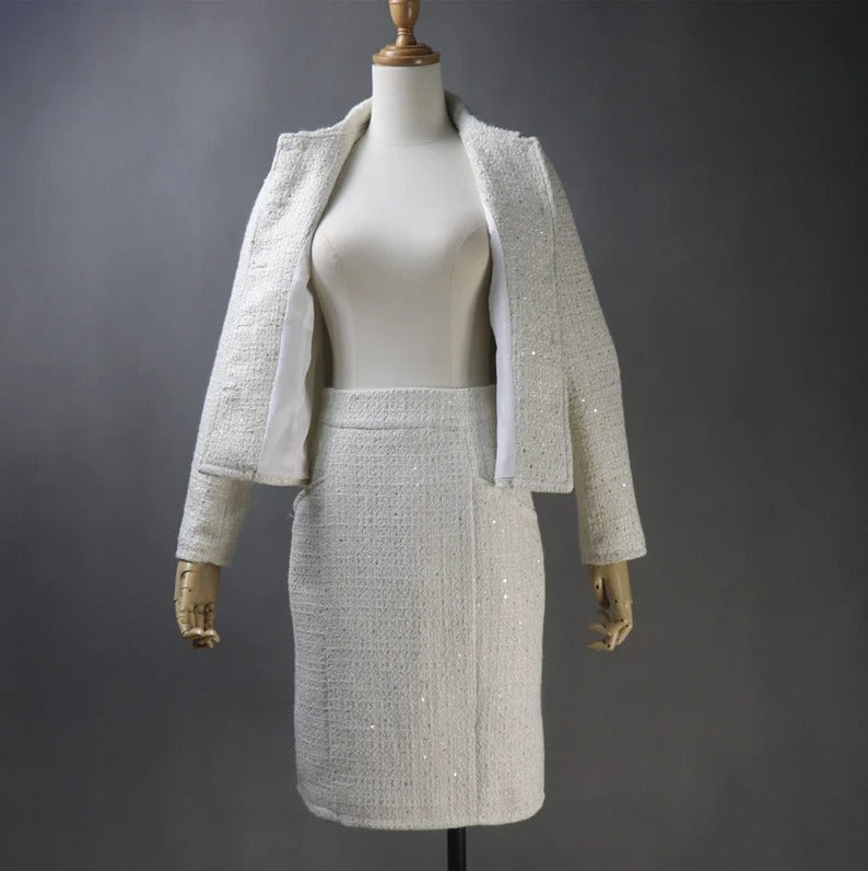 Women's Hand Made Vintage Style Light Beige Tweed Jacket Coat Blazer UK CUSTOMER SERVICE! Women's Hand Made Vintage Style Light Beige Tweed Jacket Coat Blazer - Suits and Coat have unique style. We offer Shorts, Skirts, Trousers for the suit. Our tailor will make as per customer requirement like with pocket, sleeveless, without pocket etc.