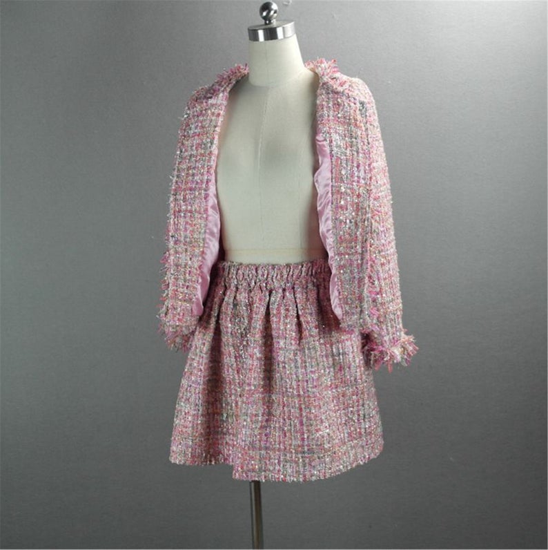 Women's Hand Made Checked Tweed Jacket Coat Blazer + Skater Skirt Pink UK CUSTOMER SERVICE! Materials: Wool blend Women's Hand Made Checked Tweed Jacket Coat Blazer + Skater Skirt Pink - All items are made to order with very experienced tailors. Please advise your height, weight and body measurements ( Bust, shoulder, Sleeves, Waist and Length etc). Our tailors will make the order for you! Please also message us your mobile number for the delivery!