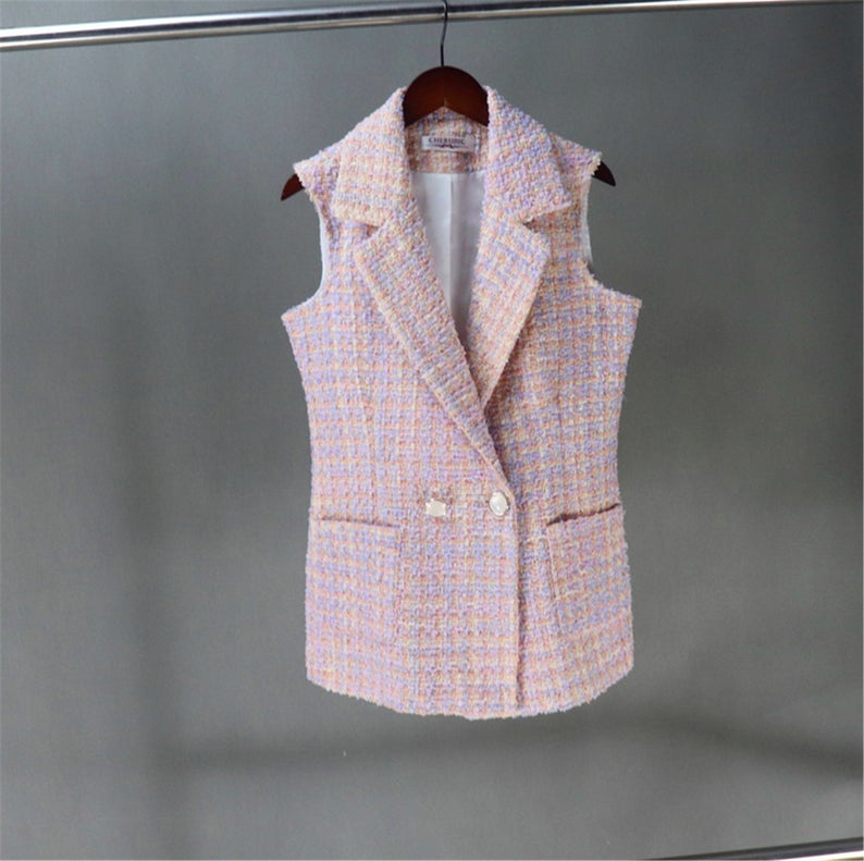 Womens Vest Gilet Pattern Brown Tweed Designer Inspired *Customized Size* UK CUSTOMER SERVICE! Womens Vest Gilet Pattern Brown Tweed Designer Inspired - stylish custom made vest with pearl button and front pocket. This look comfort and elegant , can worn for outside ,night party and all seasonal wear.