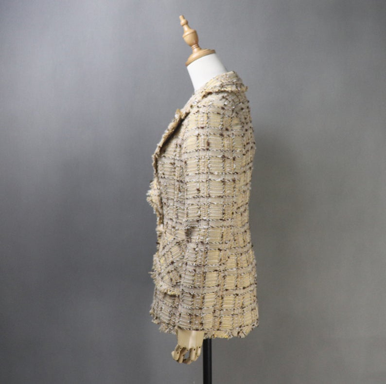 Tailor Made Checked Tweed Blazer Coat+ Skirt/ Shorts Suit Tassel Fringe for Women UK CUSTOMER SERVICE! Tailor Made Checked Tweed Blazer Coat+ Skirt/ Shorts Suit Tassel Fringe for Women, can wear it for official use, college inauguration, and ceremony. All items are made to order. Please advise your height, weight and body measurements ( Bust, shoulder, Sleeves, Waist and Length etc). Our tailors will make the order for you! Materials: Tweed