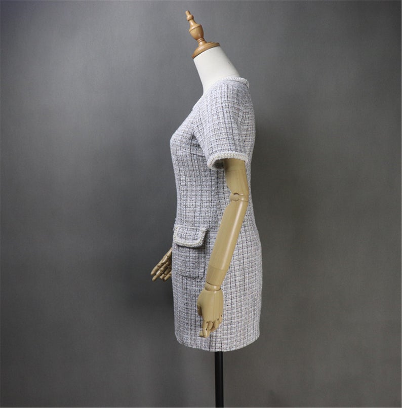 Women's Custom Made Hand Sewn Pearls Fitted Tweed Dress with Pockets UK CUSTOMER SERVICE! Women's Custom Made Hand Sewn Pearls Fitted Tweed Dress with Pockets, can wear it for ceremony, college inauguration, official use and outside. All items are made to order. Please advise your height, weight and body measurements ( Bust, shoulder, Sleeves, Waist and Length etc). Our tailors will make the order for you! Materials: Tweed