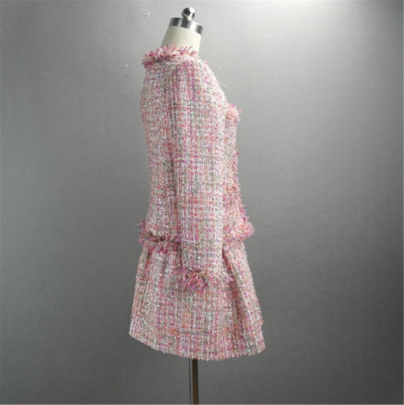 Women's Hand Made Checked Tweed Jacket Coat Blazer + Skater Skirt Pink UK CUSTOMER SERVICE! Materials: Wool blend Women's Hand Made Checked Tweed Jacket Coat Blazer + Skater Skirt Pink - All items are made to order with very experienced tailors. Please advise your height, weight and body measurements ( Bust, shoulder, Sleeves, Waist and Length etc). Our tailors will make the order for you! Please also message us your mobile number for the delivery!
