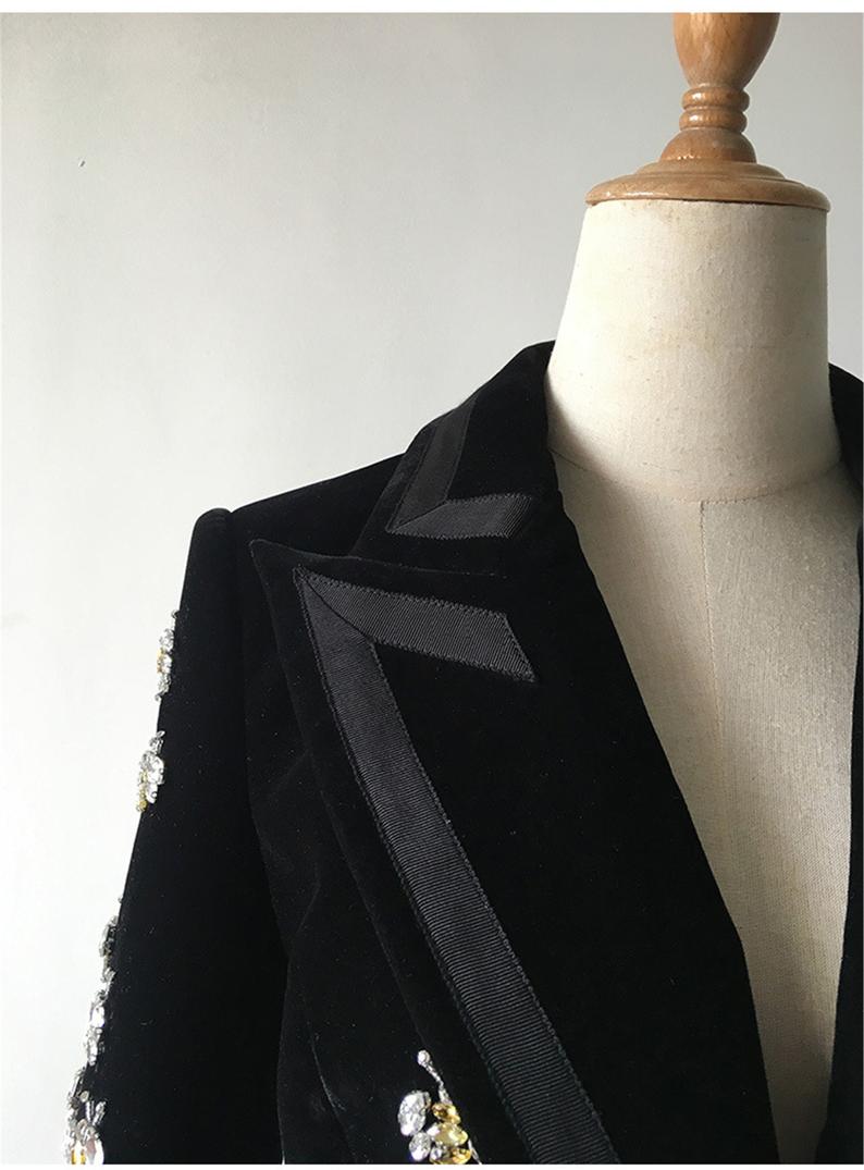 Luxury Women Velvet Jewellery Bees Embroidery Blazer Coat UK CUSTOMER SERVICE! Luxury Women Velvet Jewellery Bees Embroidery Blazer Coat - Black velvet with BEE. Fully lined with inside pocket. All time gives elegant look. Its Fabric Is Light Suitable For Autumn And Early Winter, Soft And So Comfortable You Could Wear It Anywhere. This is Velvet and Long Sleeve