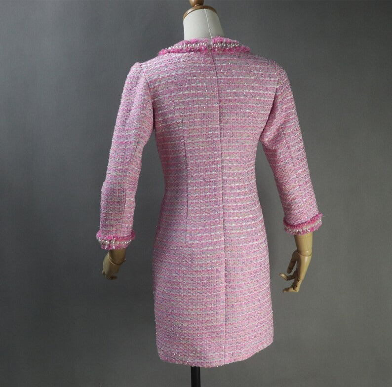 Womens Custom Made Pearls Tweed 3/4 Sleeves Dress Hot Pink UK CUSTOMER SERVICE! Womens Custom Made Pearls Tweed 3/4 Sleeves Dress Hot Pink - Pink tweed fabric with back zip, 3/4 sleeves, Knee length dress. Can wear it for outside party , holidays and casual or formal wear. Dry Cleaning. The midi length and round-neck gives this pencil fashionable dress a classic and timeless shape, making the baggy trendy pretty dressing gown versatile for various special occasions.