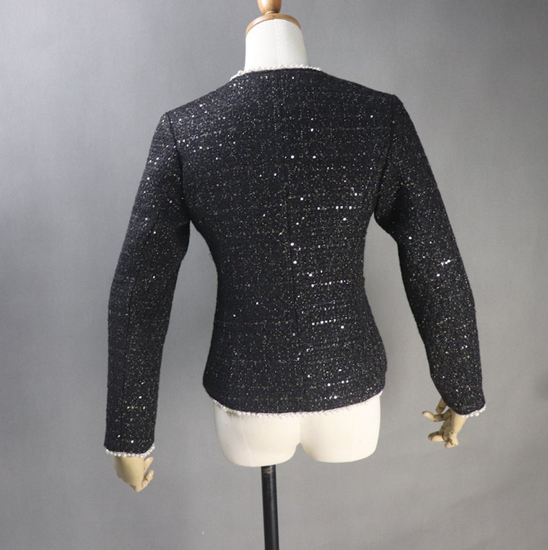 Tailor Made Sequinned Pearls Jacket Coat Blazer UK CUSTOMER SERVICE! Tailor Made Sequinned Pearls Jacket Coat Blazer -We offer Shorts, Skirts, Trousers for the suit. Long Sleeves, two pocket with buttons. Fully Lined and High Quality Garment. Our tailor will make perfect stitch as per customer requirement. Round Neck with long sleeve with pocket can worn for night out , party , evening dinner and wedding function ,ceremony , college inauguration and events.