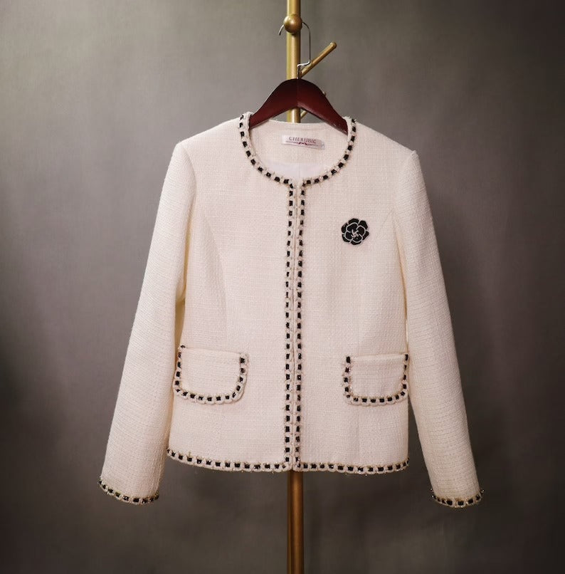 Women's CUSTOM MADE White Tweed Coat Blazer UK CUSTOMER SERVICE! Coat And Sheath dress sold separately. Women's CUSTOM MADE White Tweed Coat Blazer - We offer Shorts, Skirts, Trousers for the suit. The coat is suits to any dress like sheath dress. Designed with rose and front pocket. Our tailor will make as per customer requirement like with pocket, sleeveless, without pocket etc.