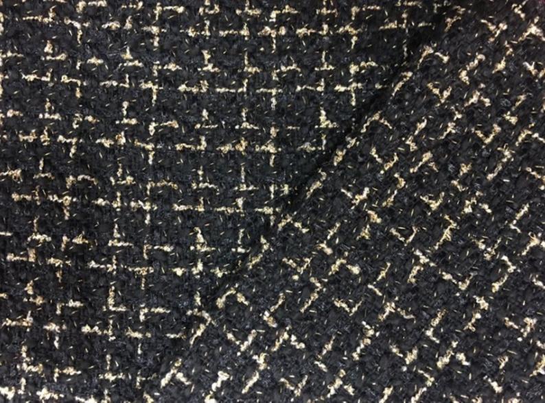 Women's Designer Inspired Custom Made Hand Made Loose Fit Pink Tweed Blazer + Skirt Suit 6 Colours UK CUSTOMER SERVICE! Women's Designer Inspired Custom Made Hand Made Loose Fit Pink Tweed Blazer + Skirt Suit 6 Colours - All items are made to order. Please advise your height, weight and body measurements ( Bust, shoulder, Sleeves, Waist and Length etc). Our tailors will make the exact measurement for you!.Light weight and comfort to wear party, outside, official use and ceremony. Materials: Wool blend