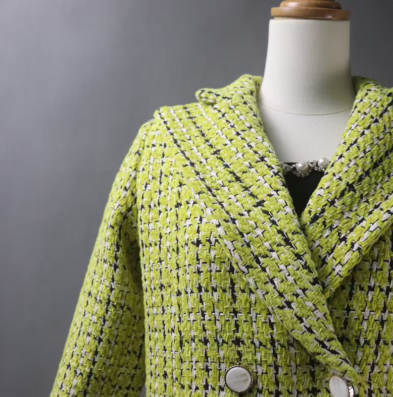 Women's Yellow Winter Tailor MADE Checked Long Warm Coat UK CUSTOMER SERVICE! Women's Yellow Winter Tailor MADE Checked Long Warm Coat - Yellow Checked warm coat can worn for Winter season and Autumn season. Feel comfort and elegant. All items are made to order. Please advise your height, weight and body measurements ( Bust, shoulder, Sleeves, Waist and Length etc). Our tailors will make the order for you! Materials: Wool blend (20% Wool)