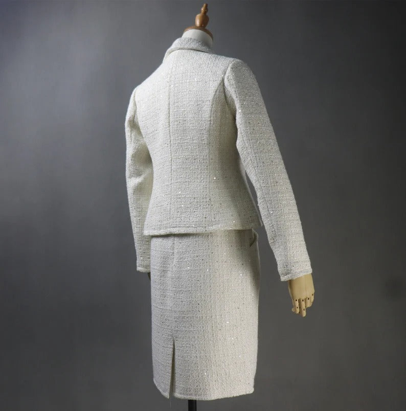 Women's Hand Made Vintage Style Light Beige Tweed Jacket Coat Blazer UK CUSTOMER SERVICE! Women's Hand Made Vintage Style Light Beige Tweed Jacket Coat Blazer - Suits and Coat have unique style. We offer Shorts, Skirts, Trousers for the suit. Our tailor will make as per customer requirement like with pocket, sleeveless, without pocket etc.