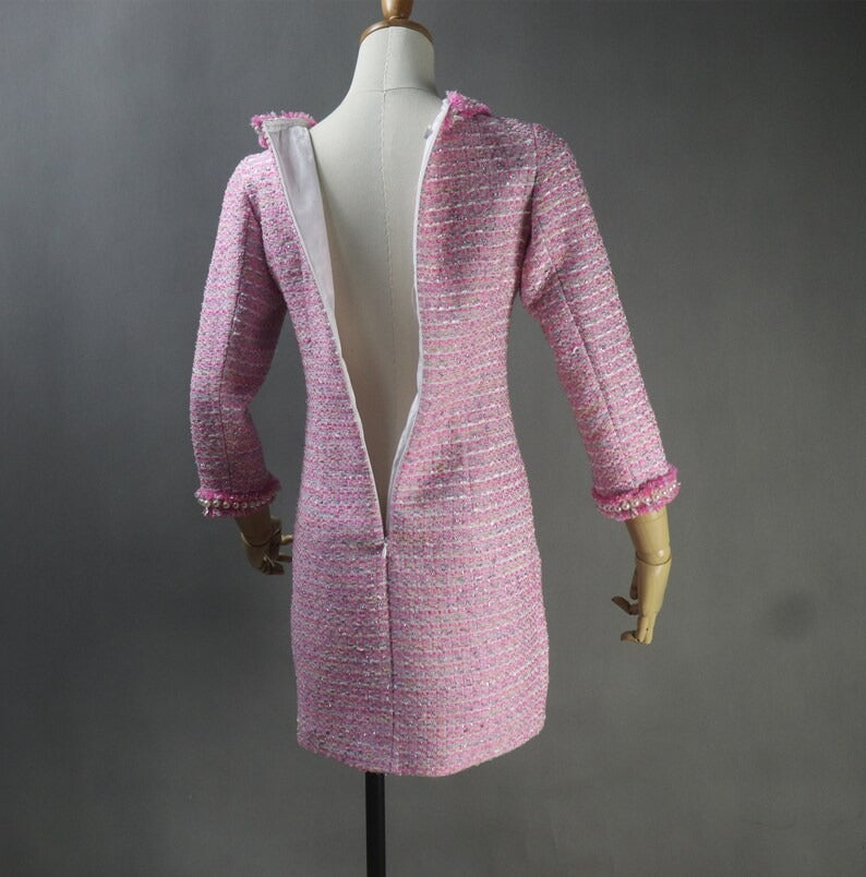 Womens Custom Made Pearls Tweed 3/4 Sleeves Dress Hot Pink UK CUSTOMER SERVICE! Womens Custom Made Pearls Tweed 3/4 Sleeves Dress Hot Pink - Pink tweed fabric with back zip, 3/4 sleeves, Knee length dress. Can wear it for outside party , holidays and casual or formal wear. Dry Cleaning. The midi length and round-neck gives this pencil fashionable dress a classic and timeless shape, making the baggy trendy pretty dressing gown versatile for various special occasions.