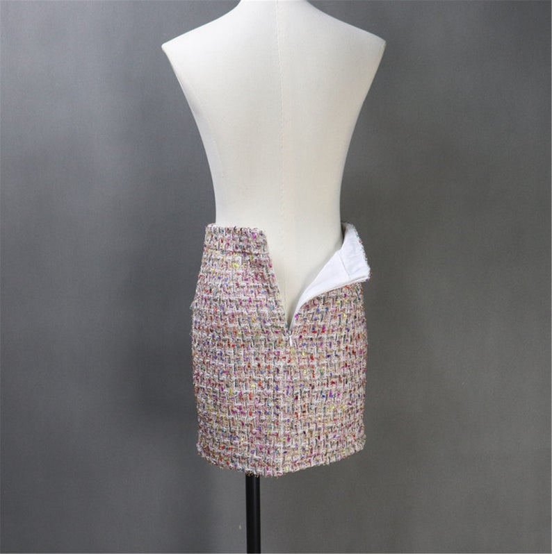 Women's Custom Made Multi-Color Tweed Coat / Cape+ Vest + Skirt 3 Pieces Suit Pink UK CUSTOMER SERVICE! Women's Custom Made Multi-Color Tweed Coat / Cape+ Vest + Skirt 3 Pieces Suit Pink, all of our suits can be made with a Skirt or a pair of Shorts or Trousers. All items are made to order. Please advise your height, weight and body measurements ( Bust, shoulder, Sleeves, Waist and Length etc). Our tailors will make the order for you!