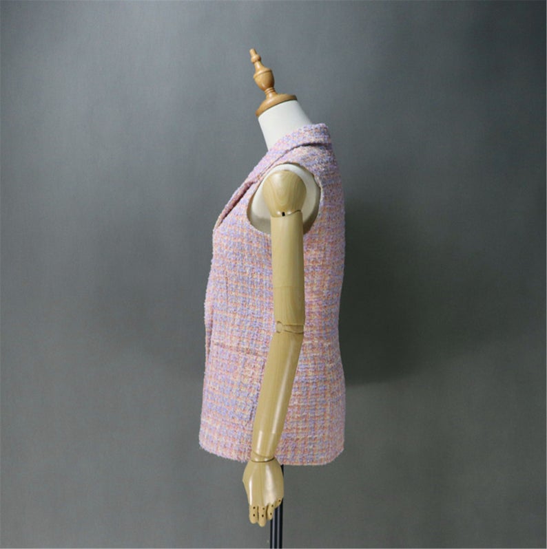 Womens Vest Gilet Pattern Brown Tweed Designer Inspired *Customized Size* UK CUSTOMER SERVICE! Womens Vest Gilet Pattern Brown Tweed Designer Inspired - stylish custom made vest with pearl button and front pocket. This look comfort and elegant , can worn for outside ,night party and all seasonal wear.