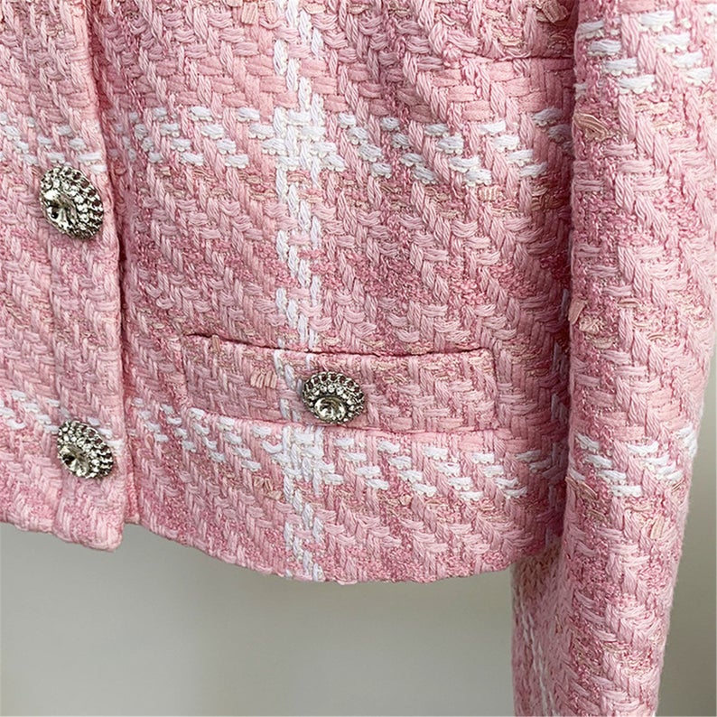 Women's Designer Inspired Jewellery Buttons Tweed Pink Crop Blazer + Skirt UK CUSTOMER SERVICE! Women's Jewellery Buttons Tweed Pink Crop Blazer + Skirt, can worn for casual wear, party, lunch with friends. Feel more comfort and good. Size: UK 4-12/ EU 32-40/ US 0-8