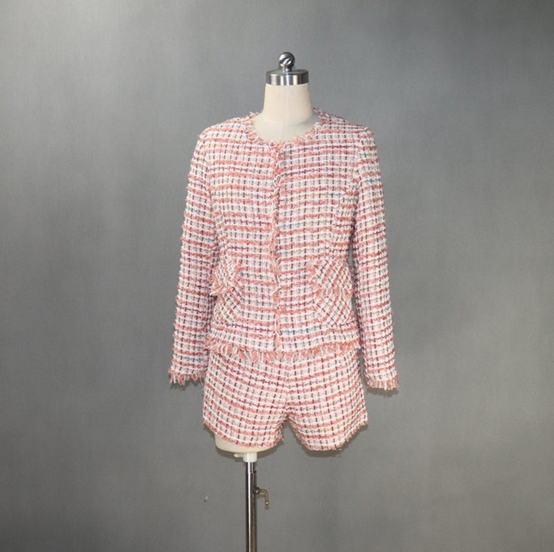 Womens Checked Tassel Jacket Coat Blazer+Shorts/Skirts UK CUSTOMER SERVICE! Womens Checked Tassel Jacket Coat Blazer + Shorts /Skirts, All of our suits can be made with a Skirt or a pair of Shorts or Trousers. Can worn for all suitable occasion like ceremony , inauguration ,winter and autumn. Dry cleaning and no machine washable.