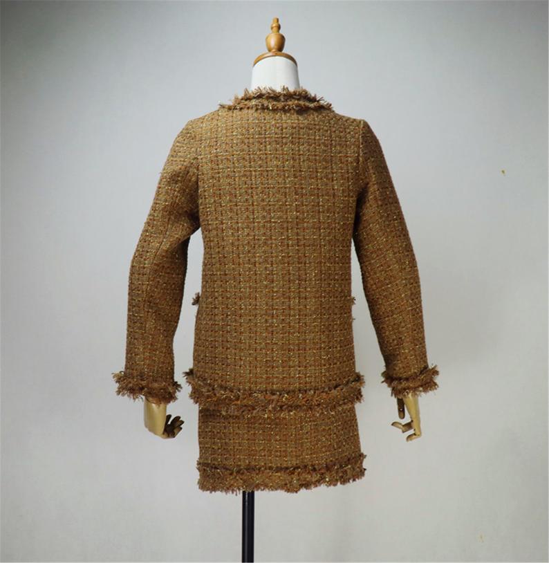 Tailor or Custom Made Hand Made Loose Fit Brown Tweed Blazer + Skirt Suit 6 Colours for Women UK CUSTOMER SERVICE! All items are made to order. Please advise your height, weight and body measurements ( Bust, shoulder, Sleeves, Waist and Length etc). Our tailors will make the exact measurement for you!.Light weight and comfort to wear party, outside, official use and ceremony. Materials: Wool blend