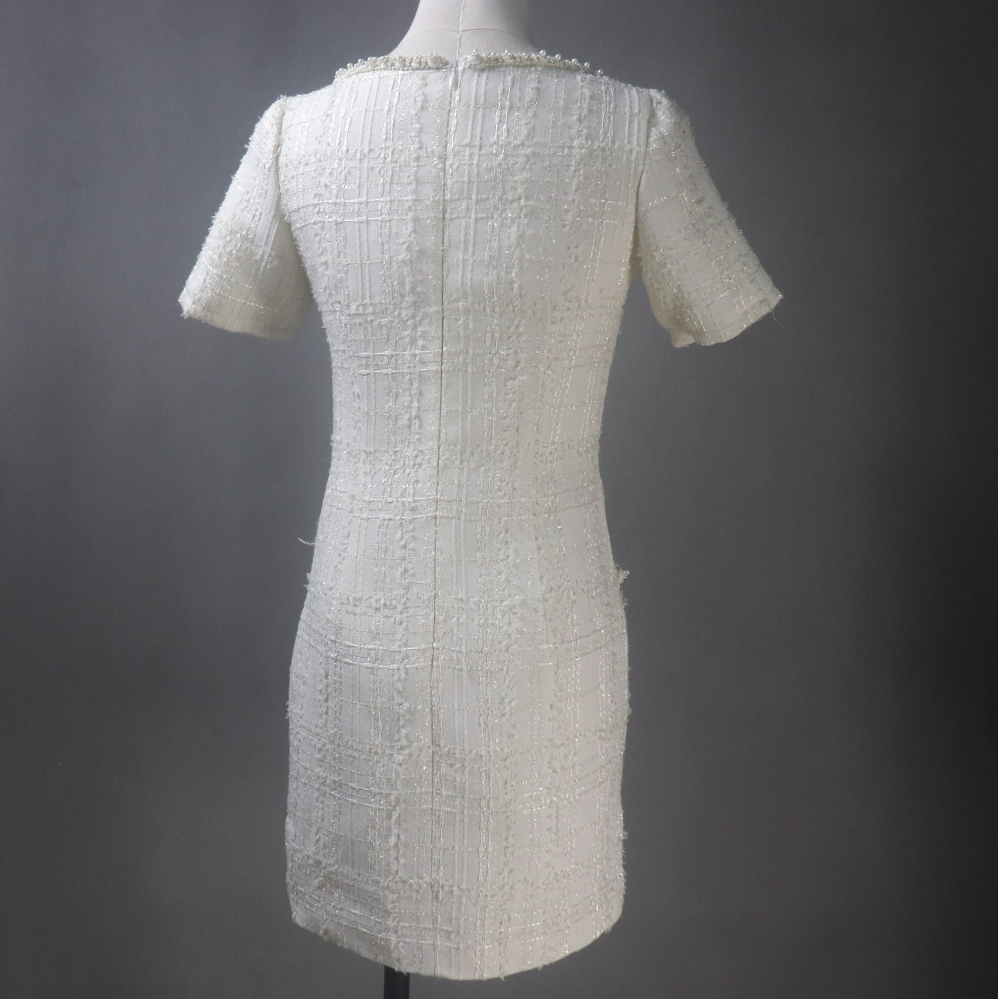Tweed White Dress with Square Neck and Pearls Buttons
