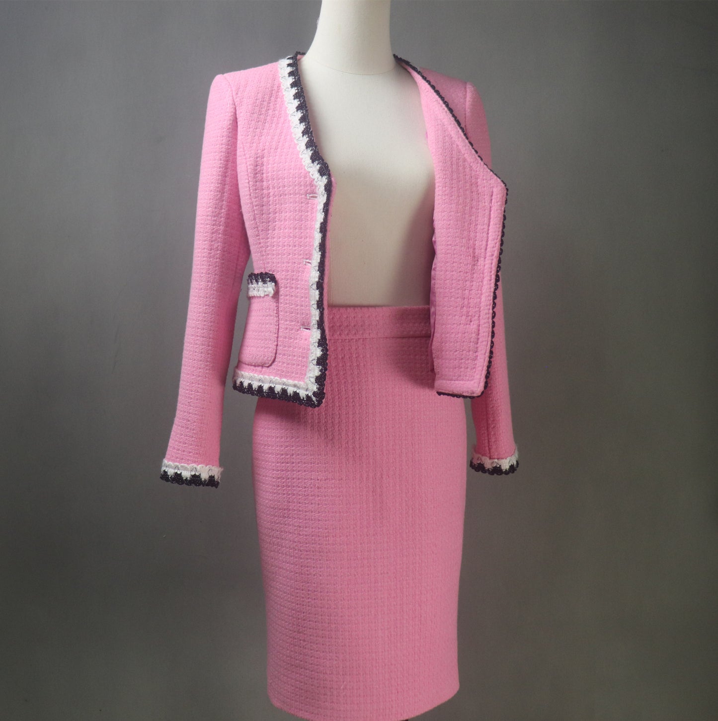 Elegant Custom-Made Spring Summer Tweed Hot Pink Suit