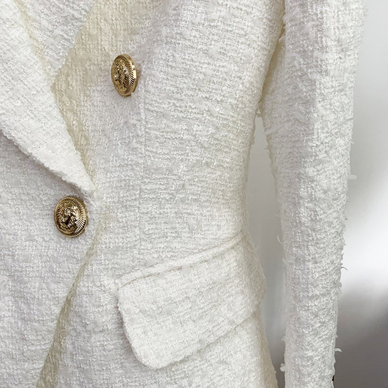 Women's Luxury Designer Inspired Fitted Tweed Blazer Golden Lion Buttons White UK CUSTOMER SERVICE! Women's Luxury Designer Inspired Fitted Tweed Blazer Golden Lion Buttons White, it has Golden button with two pockets , can wear it for official use, College Inauguration ,it gives more comfort and confident to wear. Size: UK 4-14/ EU 32-42/ US 0-10