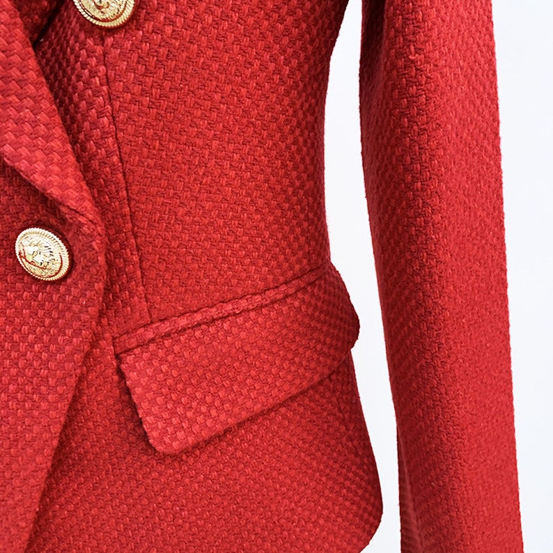 Women's Tweed Fitted Blaze Coat Christmas Red  UK CUSTOMER SERVICE! Women's Tweed Fitted Blaze Coat Christmas Red, fitted perfect and sharply tailored. Can worn for interview, ceremony, college inauguration, events and outside. Dry cleaning. Fully lined. Whether you're wearing one with a shirt or dress, we've got blazers for women who wanna bring a new kind a energy to their outfits. Add some classic tailoring to your wardrobe for day-to-night dressing with a blazer.